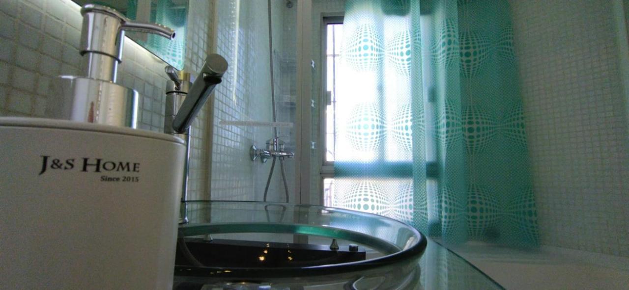 House With Large Terrace, Jacuzzi And Gated Parking For One Car Vila Montevidéu Exterior foto
