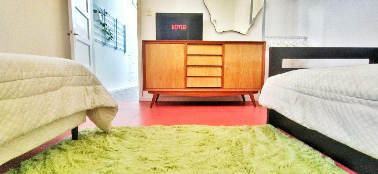 House With Large Terrace, Jacuzzi And Gated Parking For One Car Vila Montevidéu Exterior foto